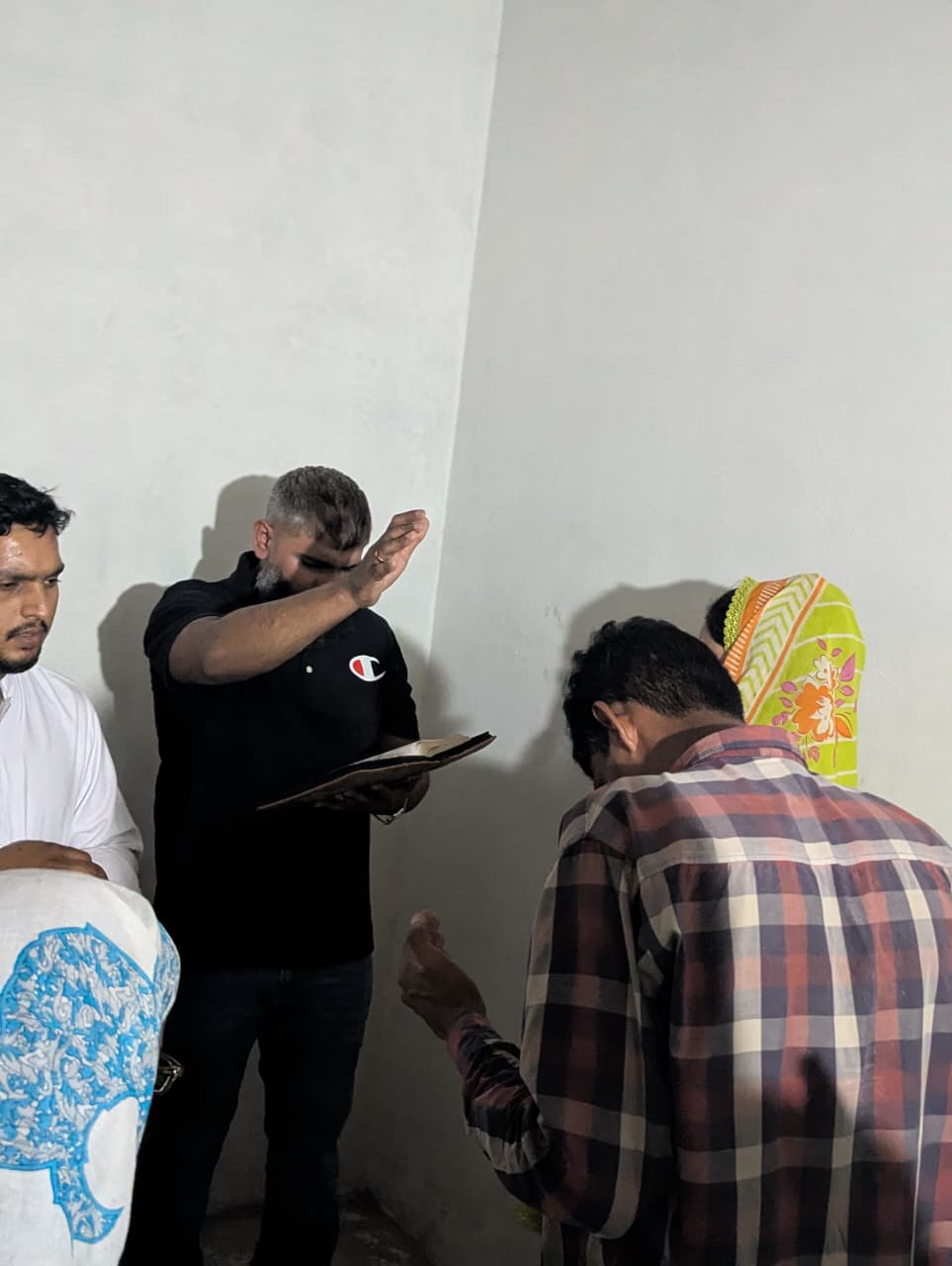 Prayer for a Family in Youhanabad